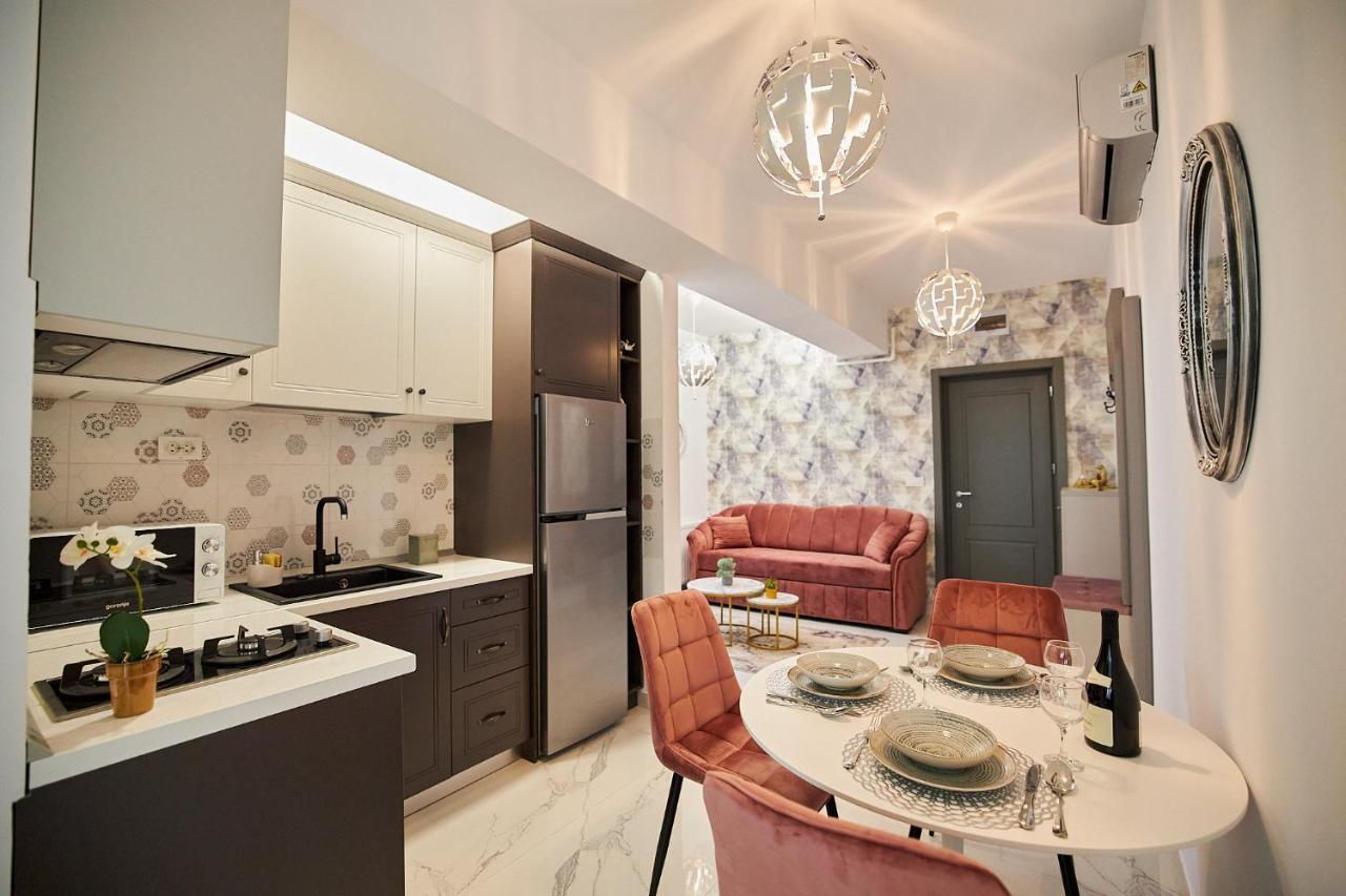 Uptown Apartments Iasi Exterior photo